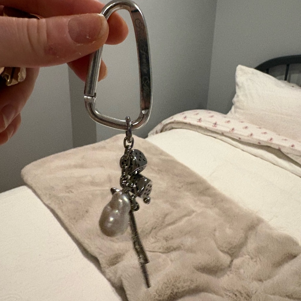 549 brand Silver Pearl & Charm Key and Card Holder Keyring